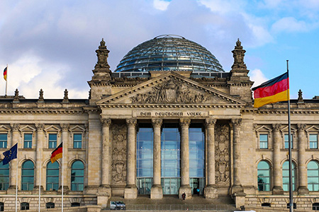 Interview mit dem Bundesumweltministerium zum Thema Emissionshandel und Klimaziele der Bundesregierung.